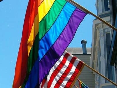 Une commerçante américaine tuée par balle pour avoir  dressé un drapeau LGBT devant sa boutique